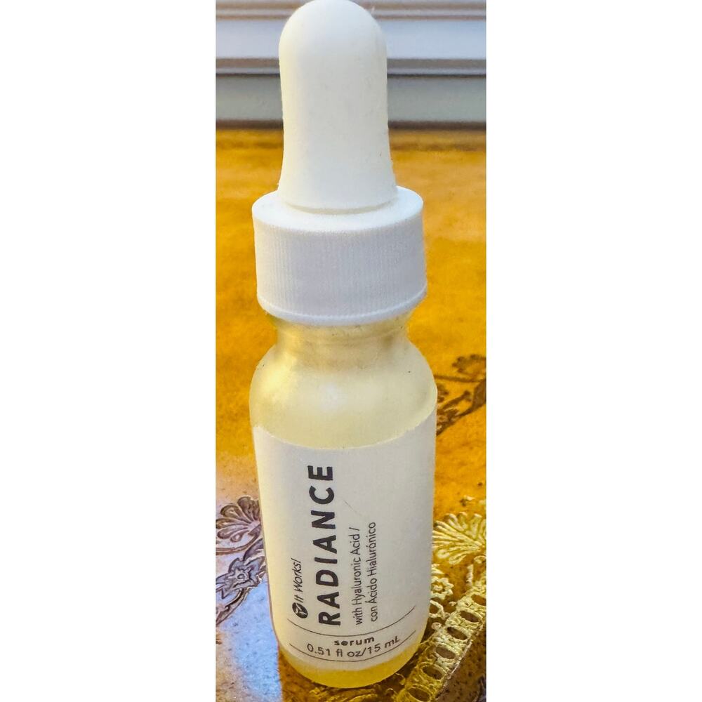 It Works! Radiance Hydrating Face Serum NEW